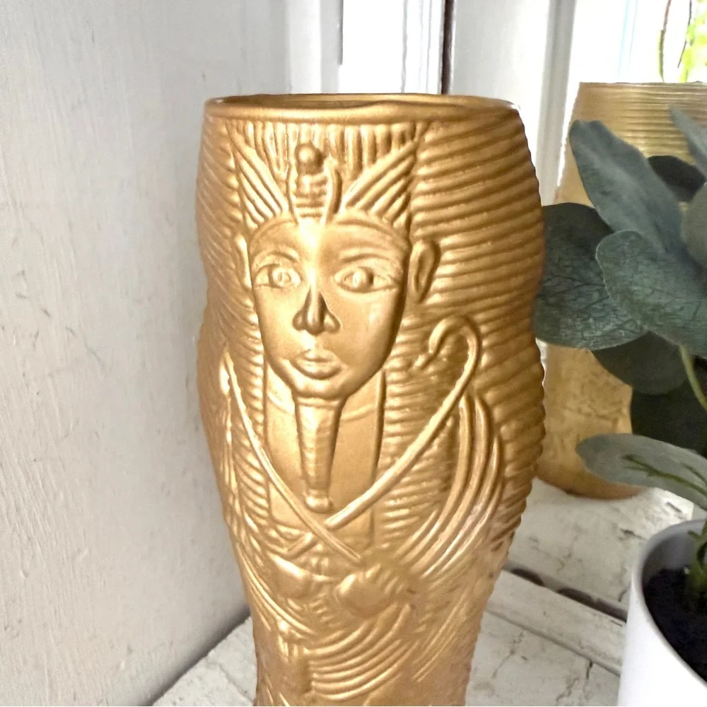 Vintage Egyptian Mummy Glass Flower Vase Hand Blown Luxor Las Vegas King Tut 9”